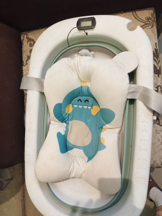 Ходунок   и ванна детский