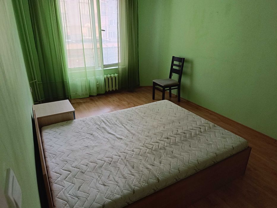 Дава се под наем Тристаен апартамент в София, Стрелбище - 102 кв.м за 650 € - Снимка #3