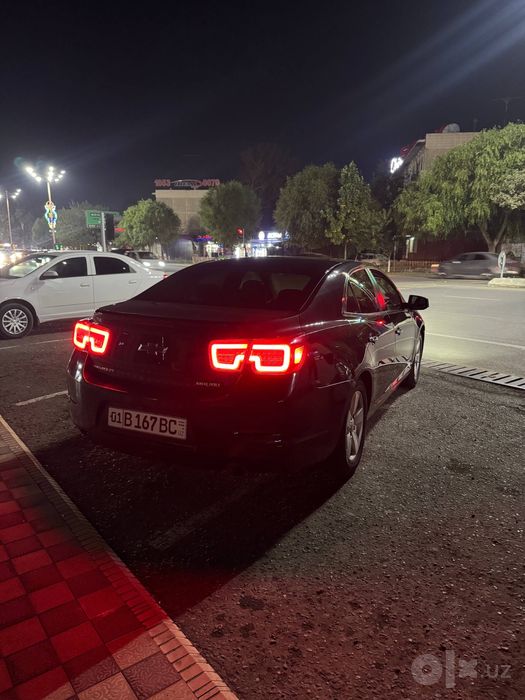 Malibu srochniy sotiladi.