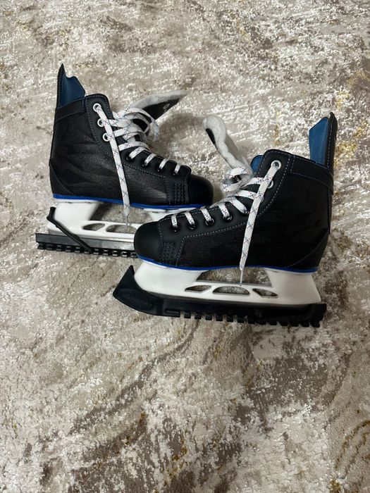 Продам коньки для мальчиков