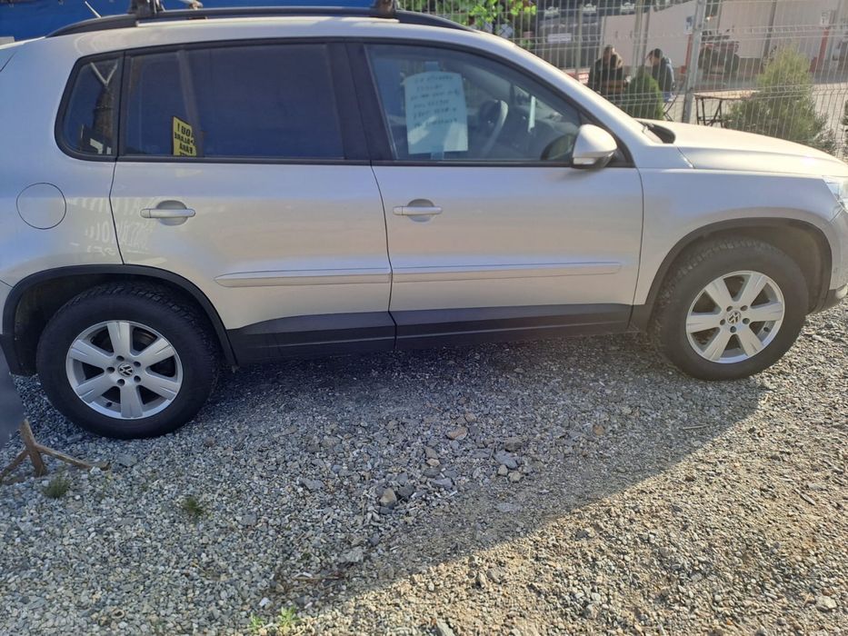 VOLKSWAGEN Tiguan 2010 — imagine 8