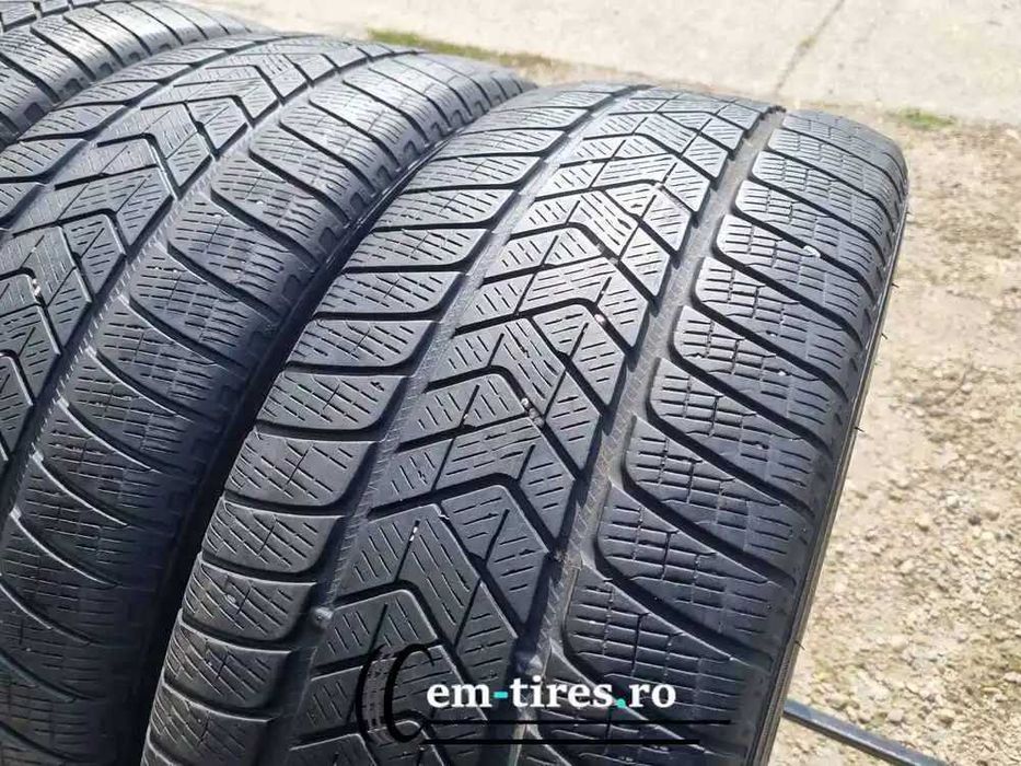 SET 4 Anvelope Iarna 255/55 R20 PIRELLI Scorpion Winter 110V