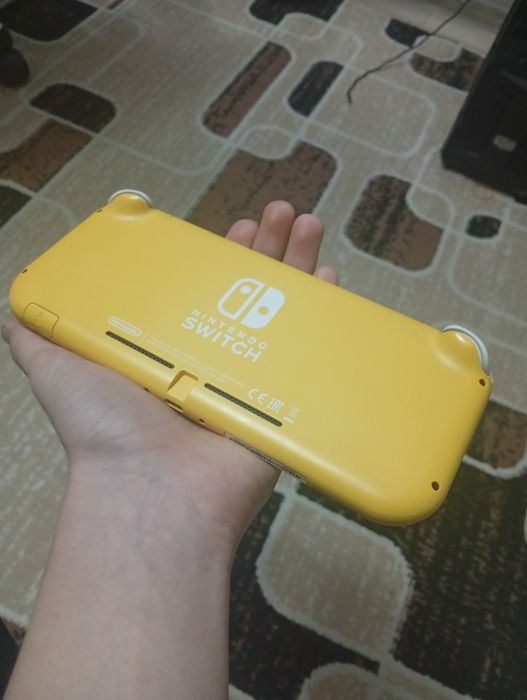 Nintendo switch lite 32gb