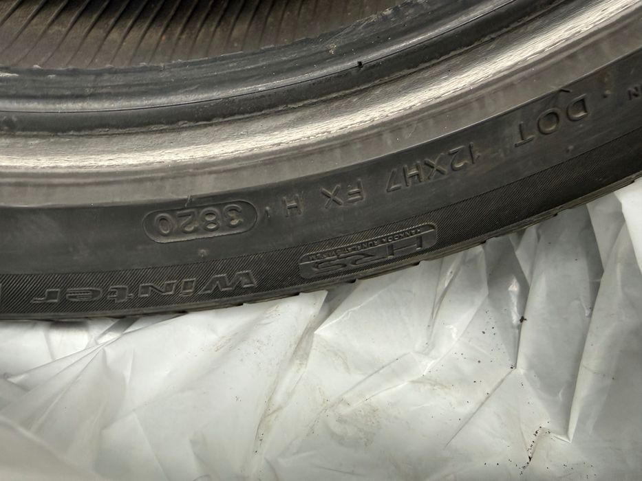 Hankook iarna 245/45/19 102V