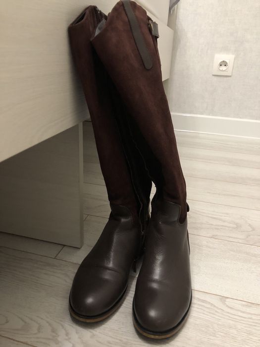 Продаются осенние сапоги