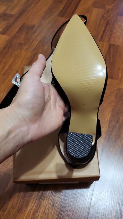 Pantofi toc trapez noi