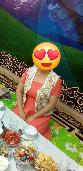 Көйлек кәжекейімен бірге сатылады