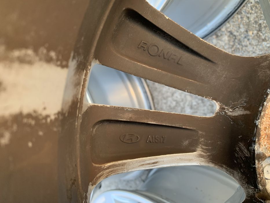 4ри броя оригинални алуминиеви джанти 5х114,3 16ки  за Хюндай/Hyundai