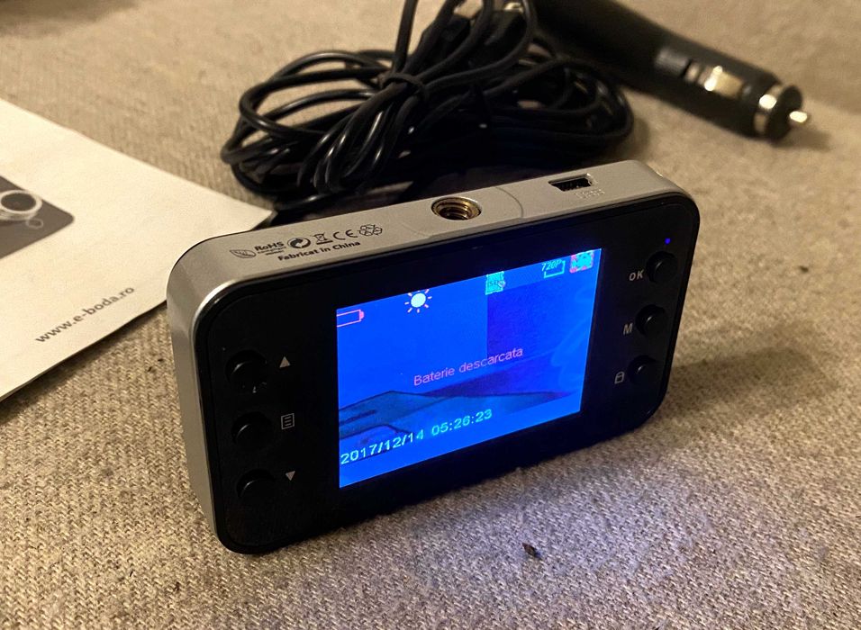 Cameră auto DVR E-Boda 1002 Full HD 2.4” nouă în cutie completă