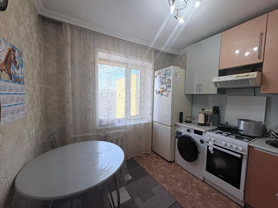 Продаю 2-комн квартиру