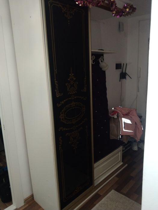 продам прихожую в хорошом состояние