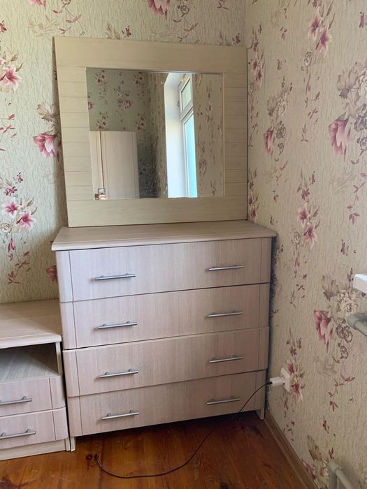 Спальный гарнитур