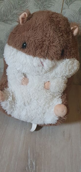 Hamster de pluș voluminos cu accesorii