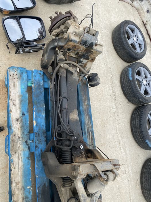Anexe si accesorii Iveco daily 2007 2.3 euro 4 Timonerie geam. Spate  bloc lumini  aeroterma punte fata oglinda stanga dreapta  pompa servo abs contac