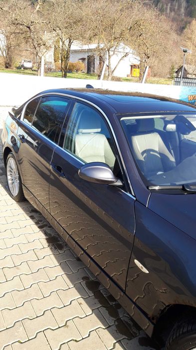BMW 330 xDrive  232CP/ piele/ clima/ full