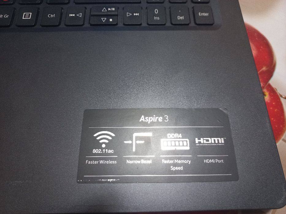 Ноутбук сатылады Aser Aspire 3