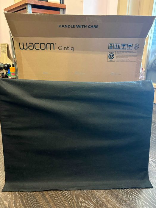 Графичен таблет Wacom Cintiq 22 – нов, в гаранция