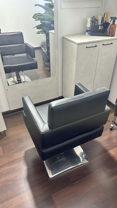 Scaun coafor plus ucenic coafor