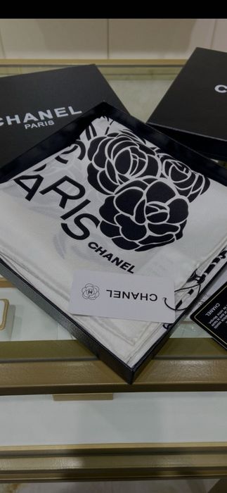 Eșarfe Chanel model 2026, 100% mătase, 90×90cm, 2 modele