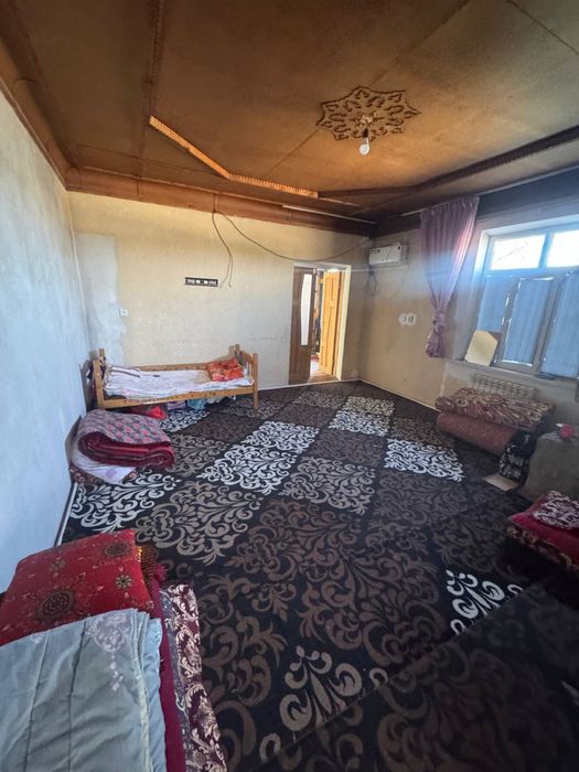 Келесда уй сотилади 3 хона 2 этаж