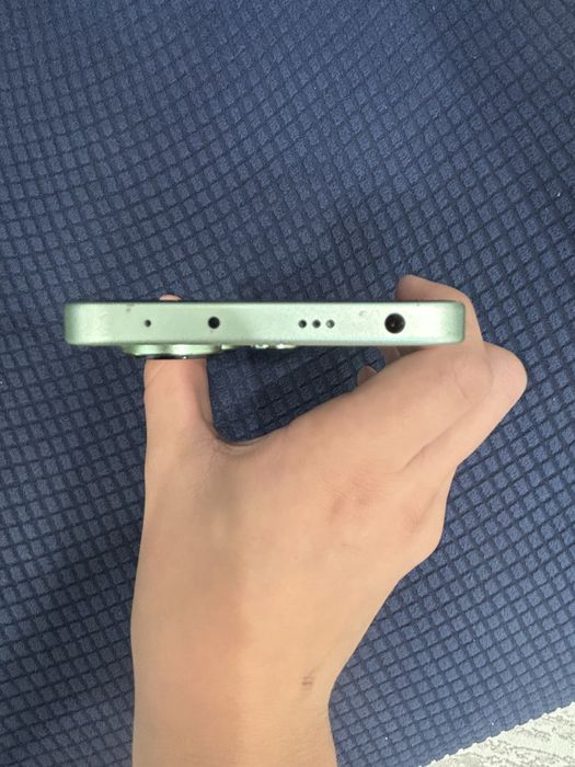 Срочно продам Redmi Note13
