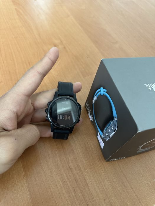 Garmin 5s все есть документ,зарядка