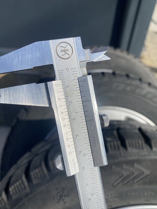 Зимни гуми с джанти 15"