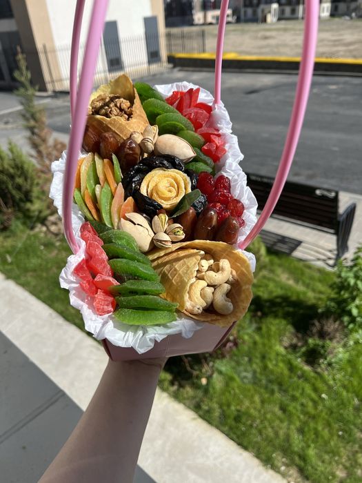 Букеты из сухофруктов