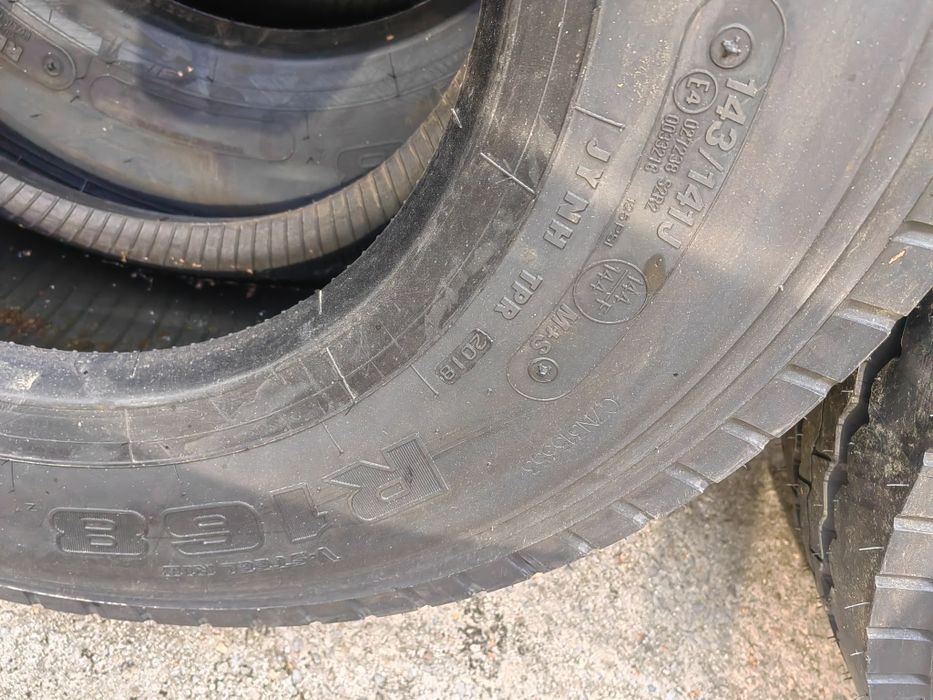 *НОВИ* гуми BRIDGESTONE 235/75/17.5