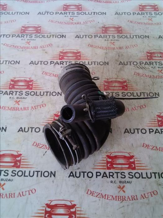 tubulatura admisie toyota rav 4 2.2 d an fabr. 2008