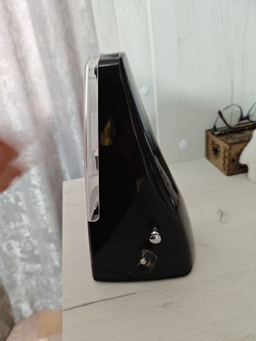 Метроном продам в отличном состоянии