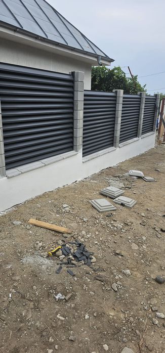 Garduri din panouri tip jaluzea,sipca metalică, plasa bordurata, tabla
