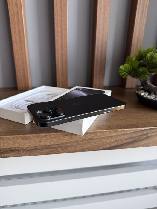 Iphone 16 Pro Max - 256GB