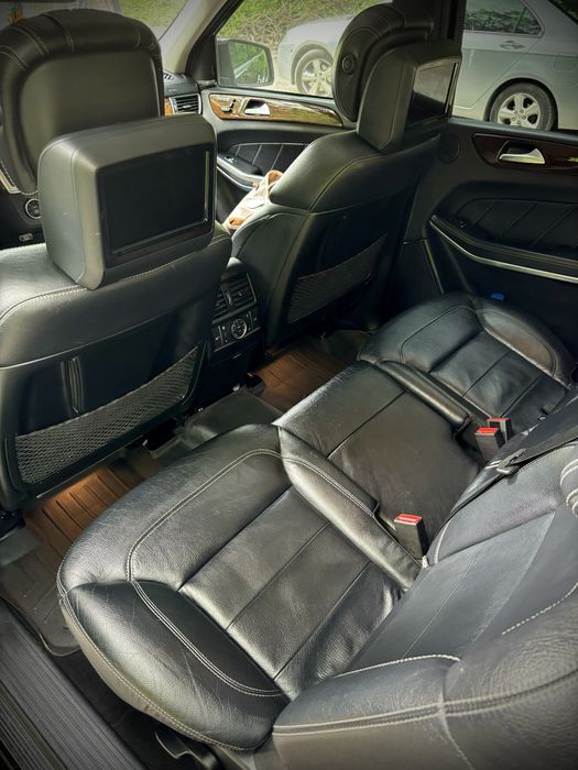 Mercedes Benz GL550 AMG*Harman*360*Обдухване*Масаж*