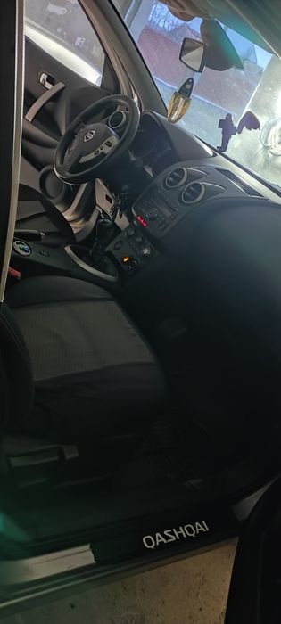 Nissan Qashqai J10  2.0 dci