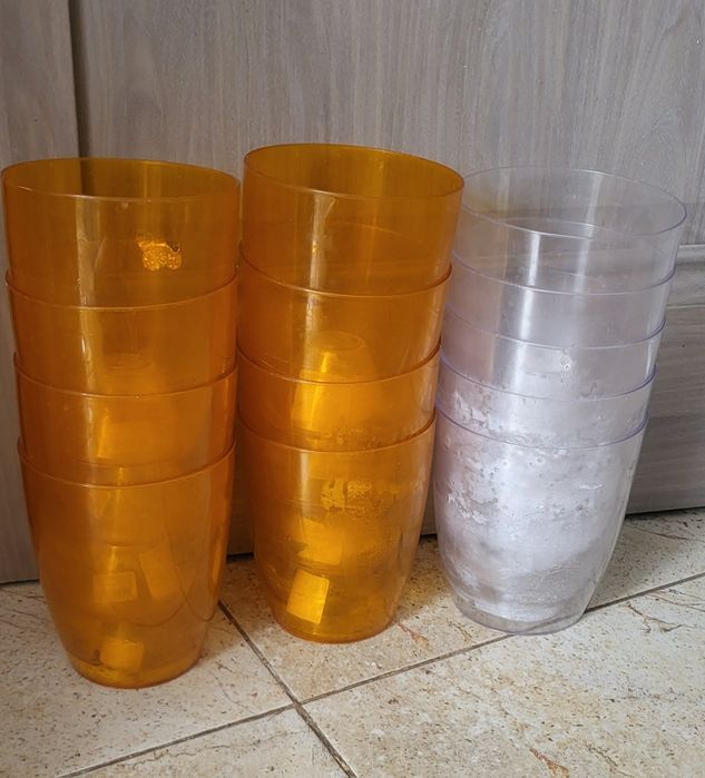 Продам горшки б/у