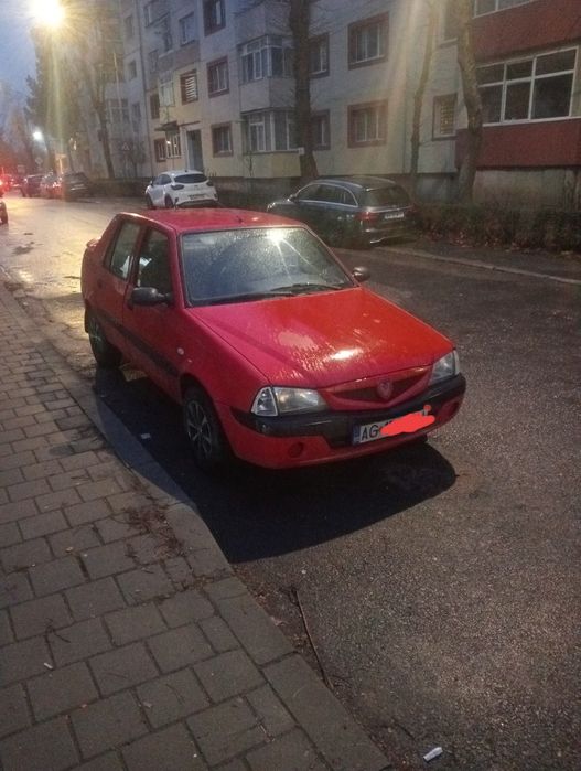 Vând Dacia solenza