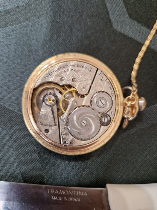 Уникален антикварен позлатен джобен часовник ELGIN