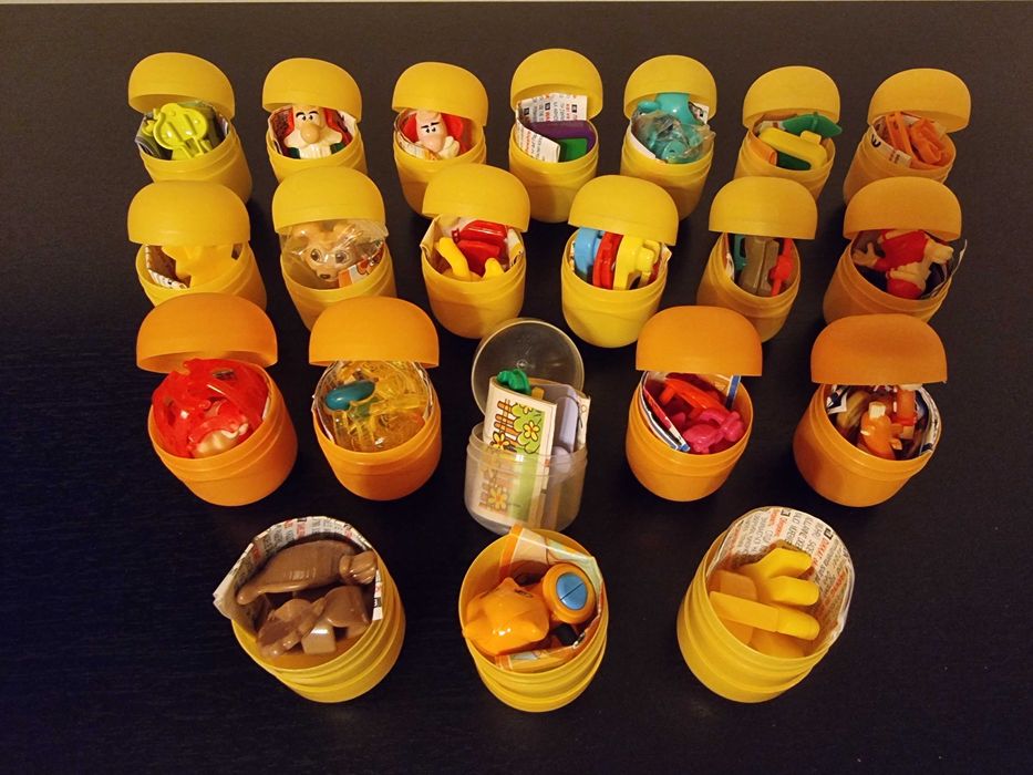 Lot 21 oua Kinder, colectie