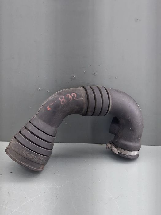 Furtun intercooler 8D0 129 615 A Audi A4 1995 1.9 TDI MT (90 hp)