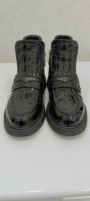 Демисезонные ботинки