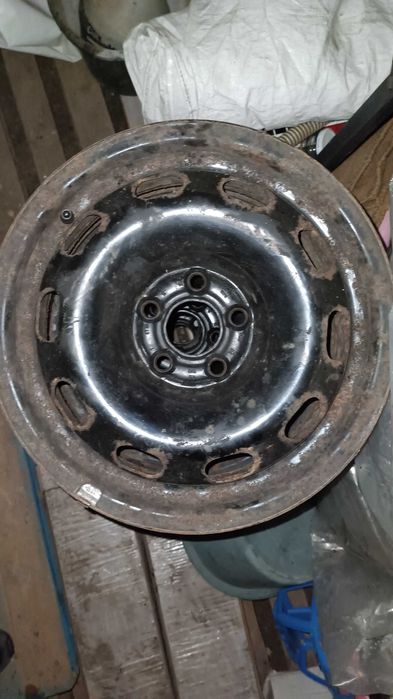 Jante tabla pe 15" + Anvelope Uniroyal