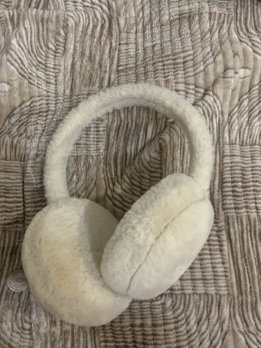 Классные теплые наушники