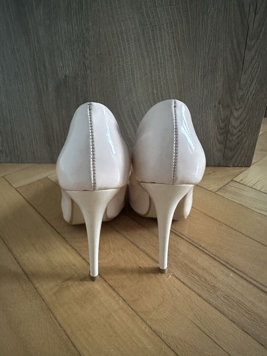 Дамски обувки на висок ток 35 номер