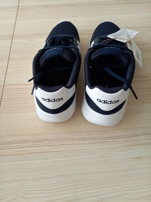 Дамски маратонки адидас