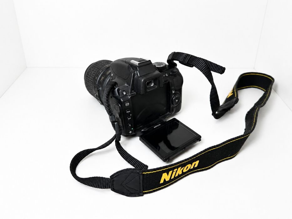 Nikon D5000 фотоаппарат