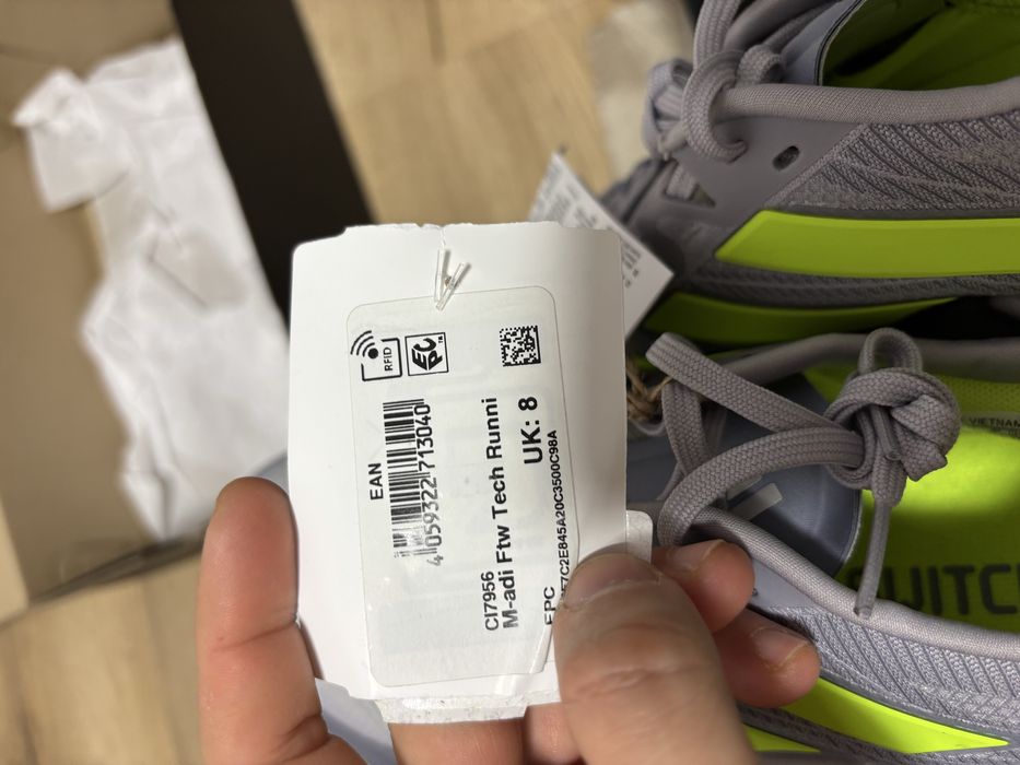 De vanzare Adidas Switch FWD