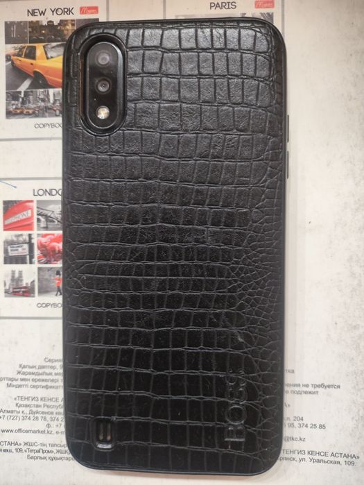 Продам телефон Самсунг А01