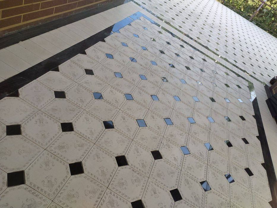 Брусчатка ( Олий сифатида)