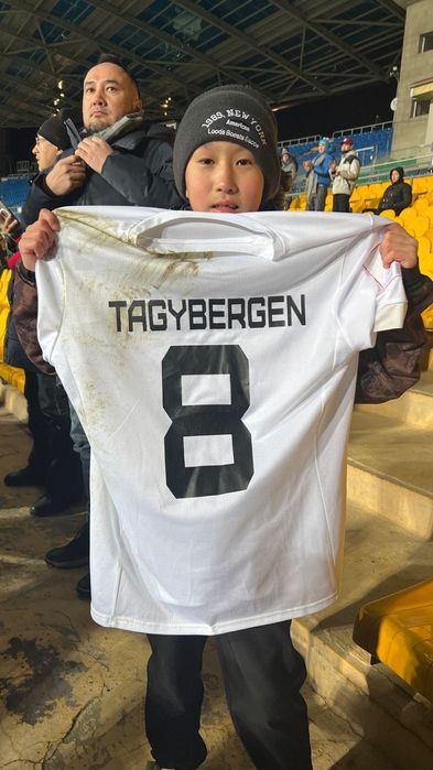 Футболка Tagybergena